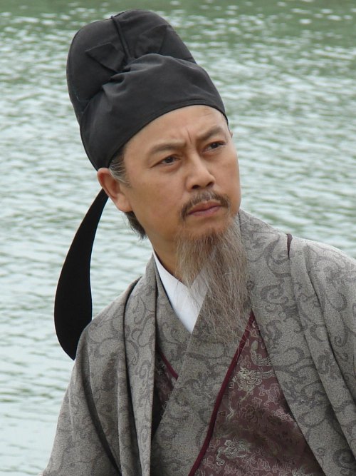黄新德