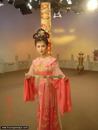 周源源 剧照